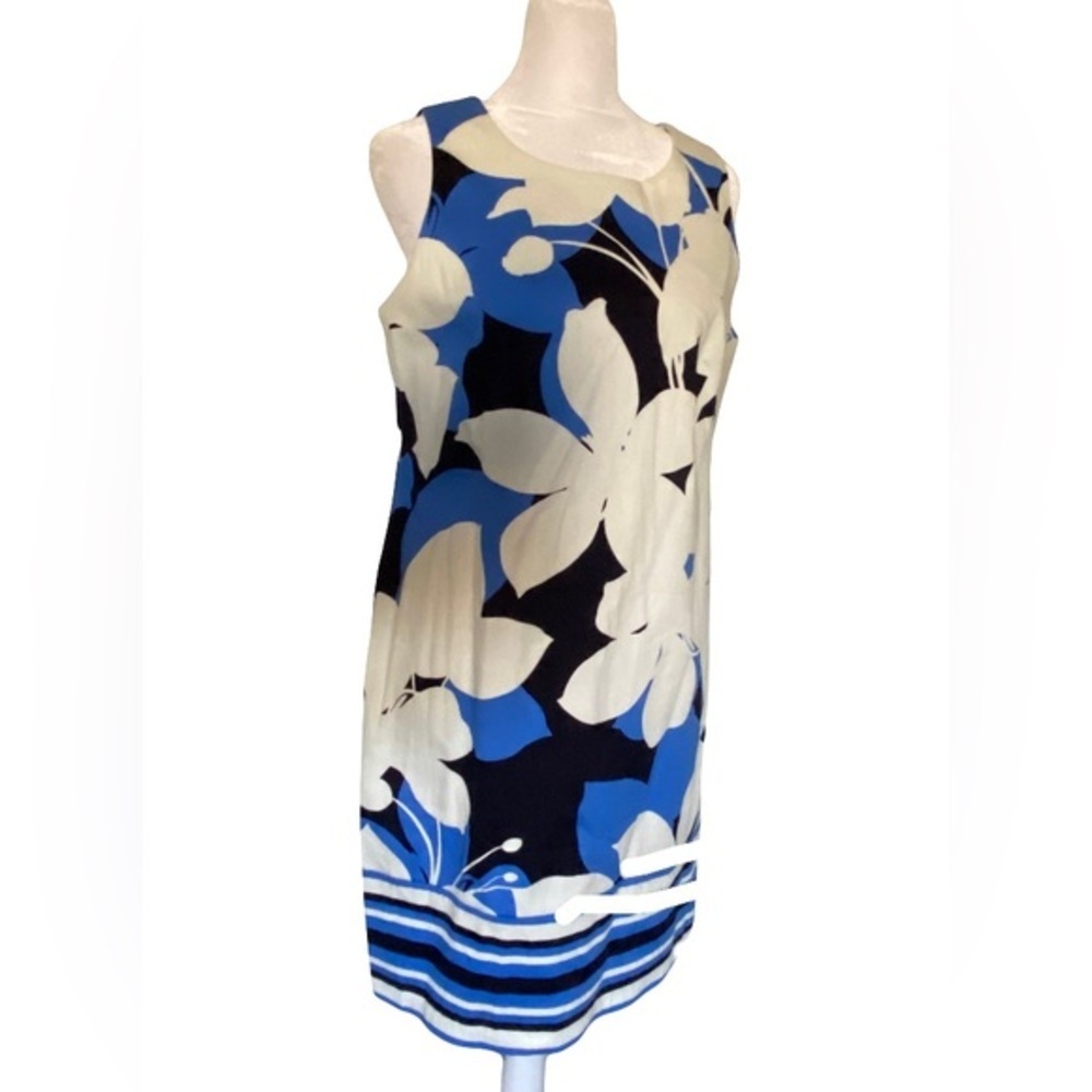 London Times Floral Blue and White Dress size 8